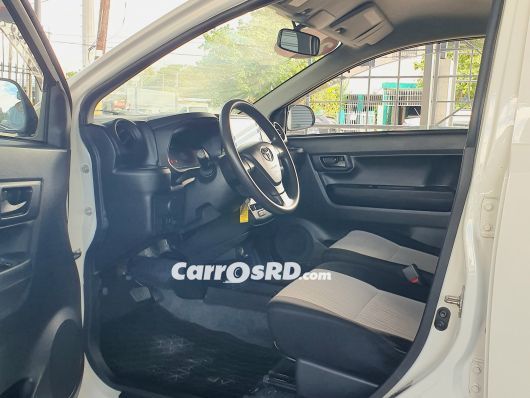 Toyota Pixis Carros en venta