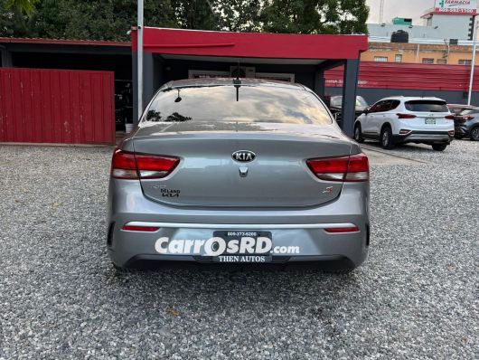 Kia Rio Carros en venta