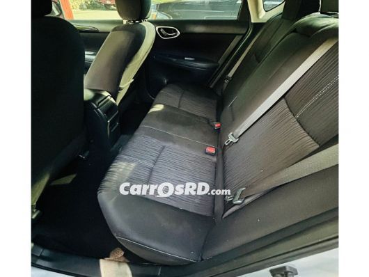 Nissan Sentra Carros en venta
