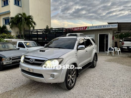 Toyota Fortuner Jeepeta en venta