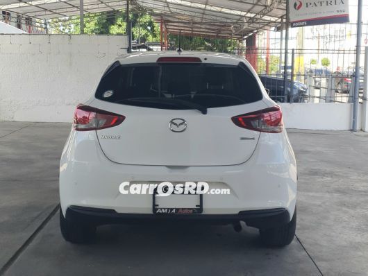 Mazda 2 Carros en venta