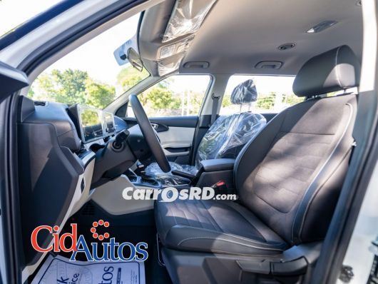 Kia Carens Jeepeta en venta