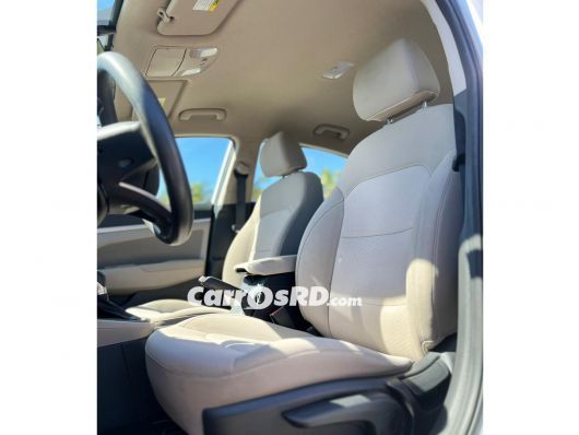 Hyundai Elantra Carros en venta