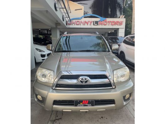 Toyota 4Runner SR5 en venta
