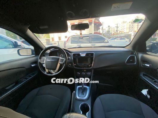 Chrysler 200 Carros en venta