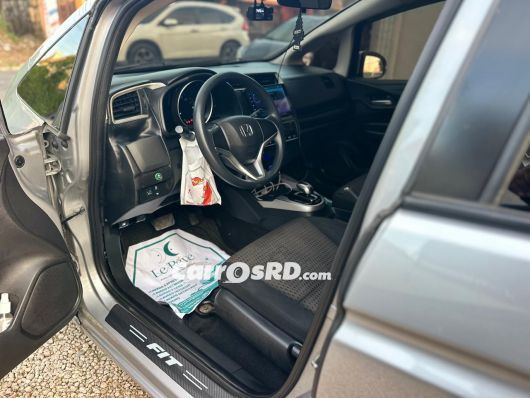 Honda Fit Hatchback en venta