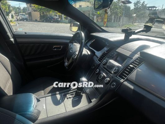 Ford Taurus Carros en venta