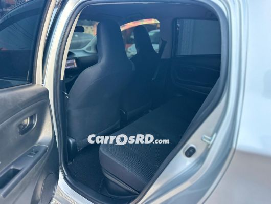 Toyota Vitz Hatchback en venta