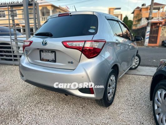 Toyota Vitz Hatchback en venta
