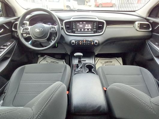 Kia Sorento LX