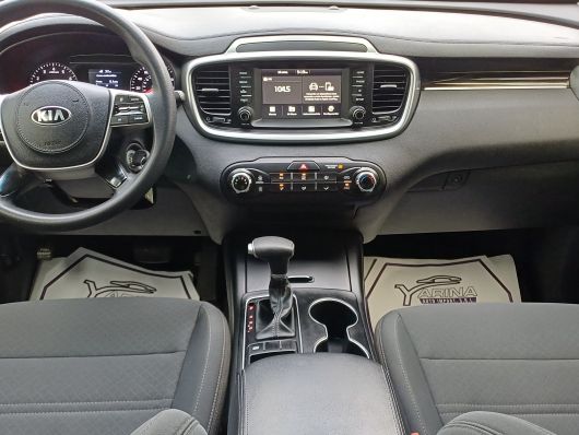 Kia Sorento LX