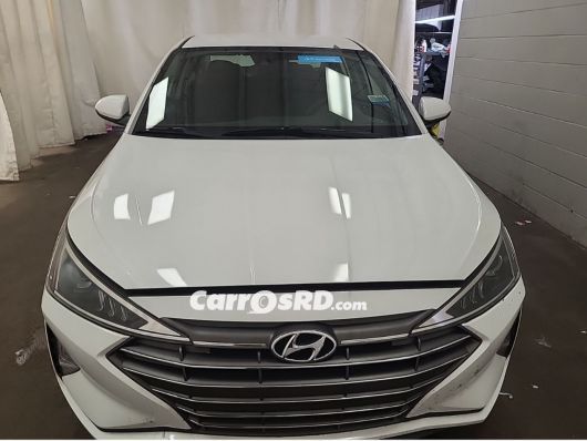 Hyundai Elantra Carros en venta
