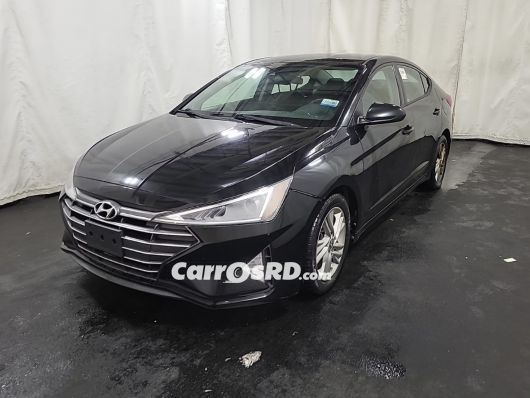 Hyundai Elantra Carros en venta