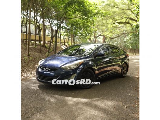 Hyundai Elantra Carros en venta