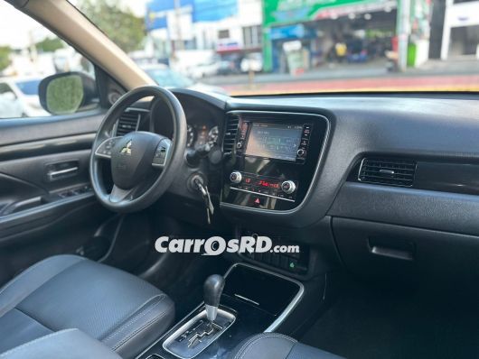 Mitsubishi Outlander Jeepeta en venta