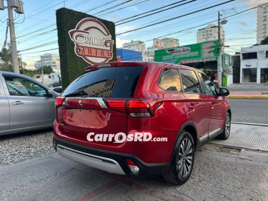 Mitsubishi Outlander Jeepeta en venta