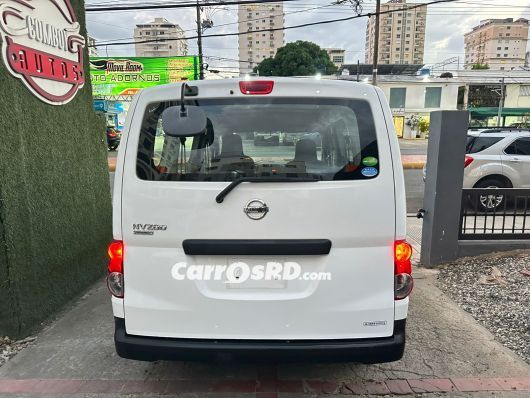 Nissan NV Minivan en venta