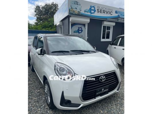 Toyota Passo Carros en venta