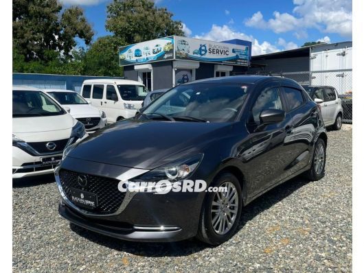 Mazda Demio Carros en venta