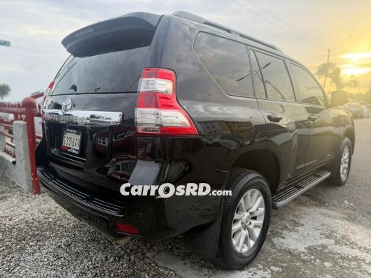 Toyota Land Cruiser Jeepeta en venta