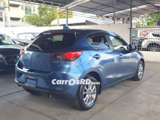 Mazda 2 Carros en venta