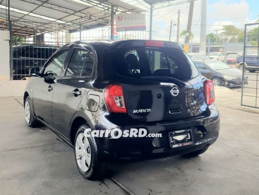 Nissan March Carros en venta