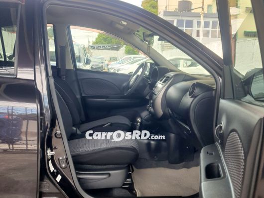 Nissan March Carros en venta