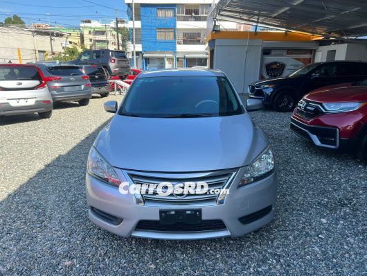 Nissan Sentra Carros en venta