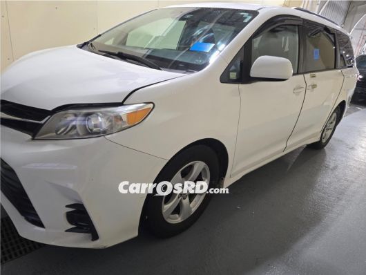 Toyota Sienna Minivan en venta