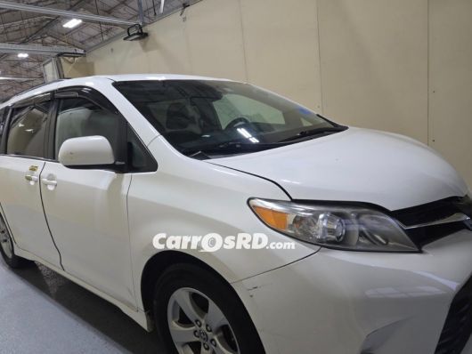 Toyota Sienna Minivan en venta