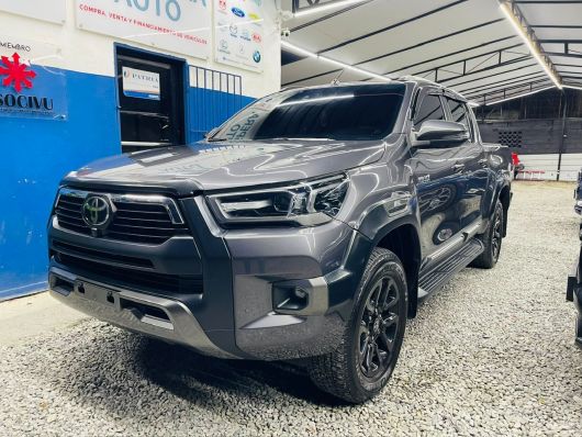 Toyota Hilux Revo en venta
