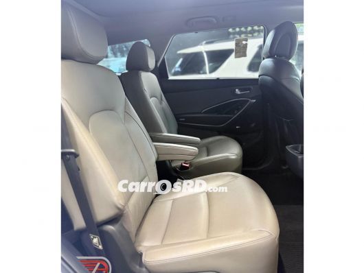 Hyundai Grand Santa Fe Jeepeta en venta