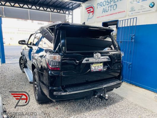 Toyota 4Runner Limited