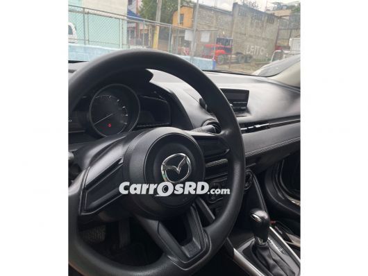 Mazda Demio Carros en venta
