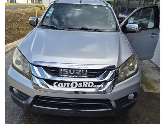 Isuzu MU-X Jeep en venta