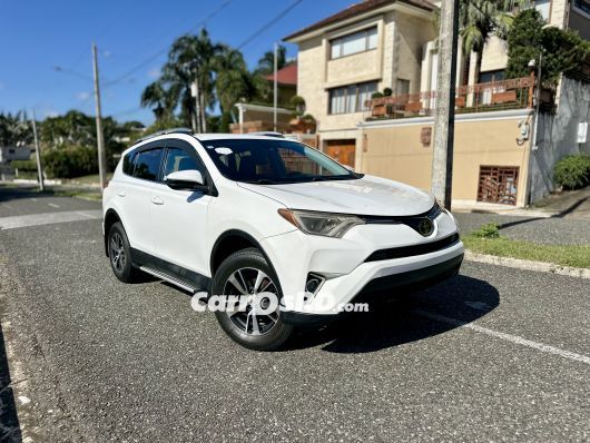 Toyota RAV4 Jeepeta en venta