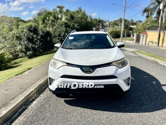 Toyota RAV4 Jeepeta en venta
