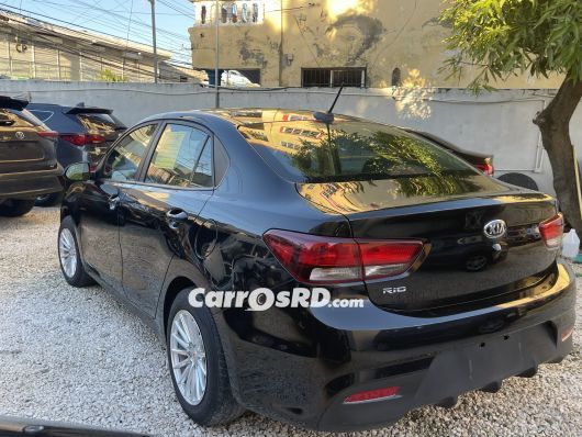 Kia Rio Carros en venta