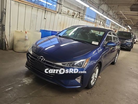 Hyundai Elantra Carros en venta