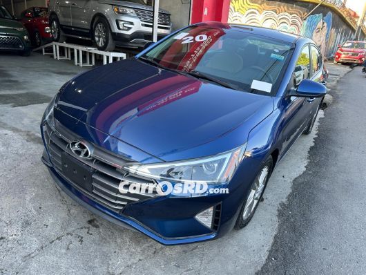 Hyundai Elantra Carros en venta