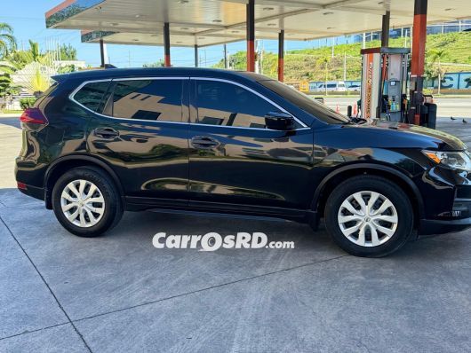 Nissan Rogue Jeepeta en venta
