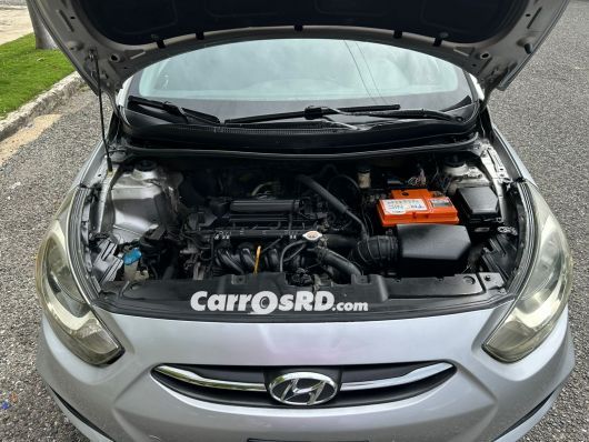 Hyundai Accent Carros en venta