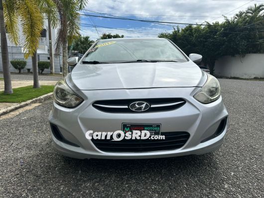 Hyundai Accent Carros en venta