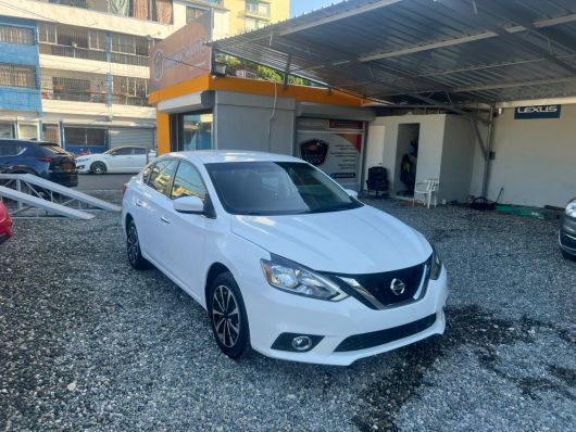 Nissan Sentra S en venta