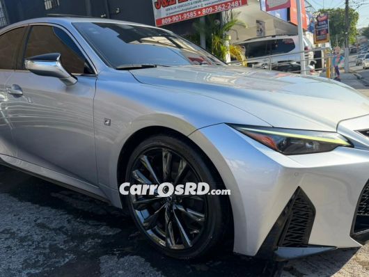 Lexus IS Carros en venta