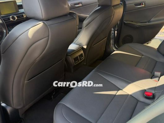 Lexus IS Carros en venta