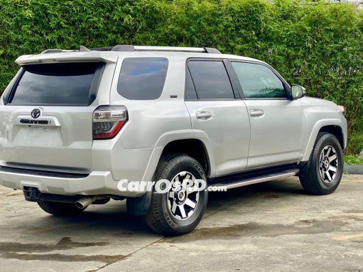 Toyota 4Runner Jeepeta en venta