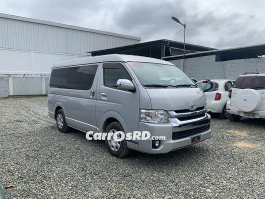Toyota Hiace Minivan en venta