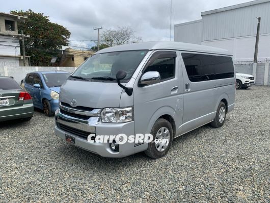 Toyota Hiace Minivan en venta