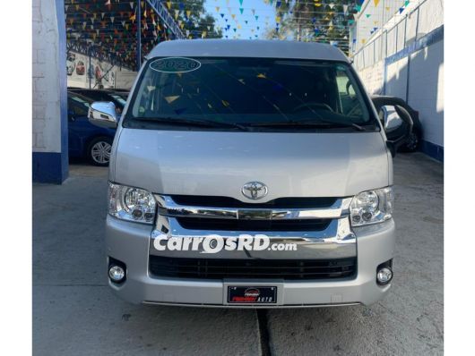 Toyota Hiace Minivan en venta